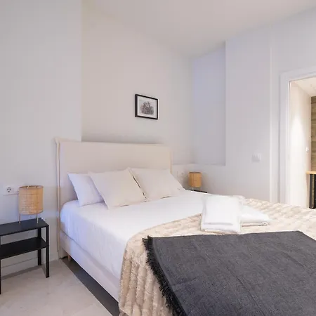 Pm - Loft Espaciosos Estudios Con Terraza Cerca A Artes Y Ciencias Lägenhet