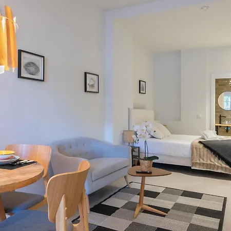 Pm - Loft Espaciosos Estudios Con Terraza Cerca A Artes Y Ciencias *