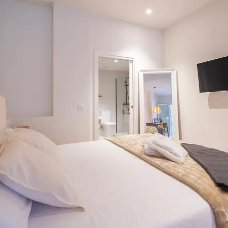 Pm - Loft Espaciosos Estudios Con Terraza Cerca A Artes Y Ciencias Lägenhet *