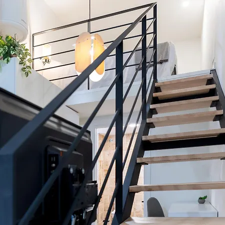 Cr - Loft - Moderno Y Coqueto Estudio Duplex Cerca De Avenida Francia Y Ciencias * Valencia