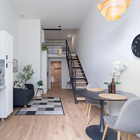 Cr - Loft - Moderno Y Coqueto Estudio Duplex Cerca De Avenida Francia Y Ciencias Valencia