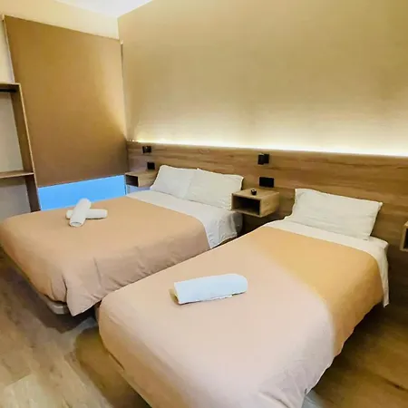 Optimus Comfort Campoamor 101 게스트하우스