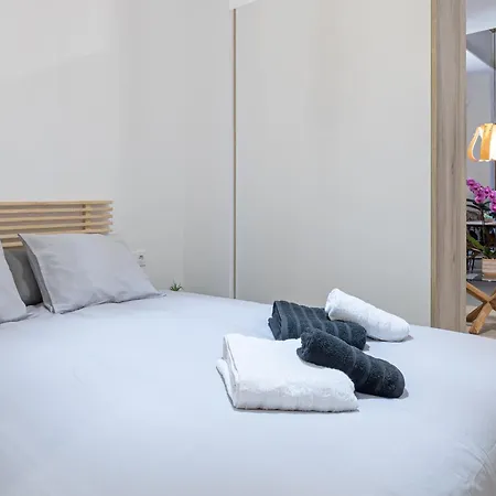 Esc - Loft Comodos Y Espaciosos Estudios Cercanos A Estacion Joaquin Sorolla * Валенсия