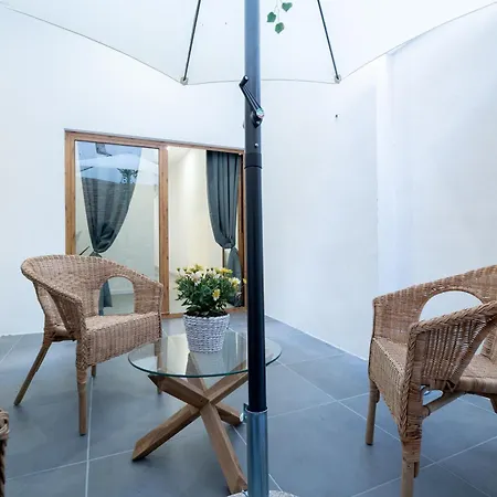 Esc - Loft Cómodos Y Espaciosos Estudios Cercanos A Estación Joaquín Sorolla *
