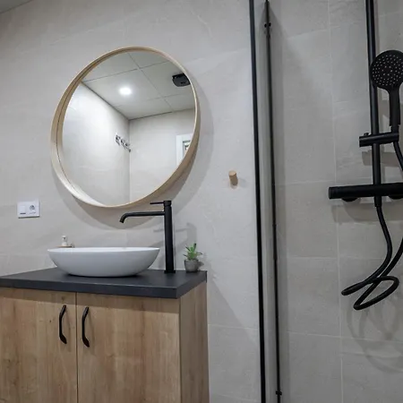 Esc - Loft Comodos Y Espaciosos Estudios Cercanos A Estacion Joaquin Sorolla *