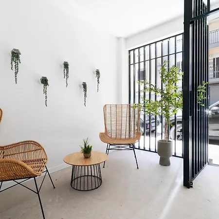 Apartamento Ag7 Loft Espaciosos Estudios Con Terraza Cercanos Al Metro Zona Ayora Valência