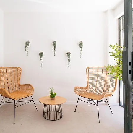 Ag7 Loft Espaciosos Estudios Con Terraza Cercanos Al Metro Zona Ayora Apartment *