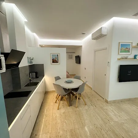 Centrico Cerca De Torres De Serrano Y Viveros Apartment *