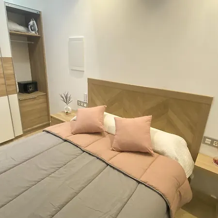 Apartment Centrico Cerca De Torres De Serrano Y Viveros