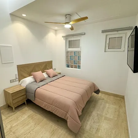 Centrico Cerca De Torres De Serrano Y Viveros Apartmán *