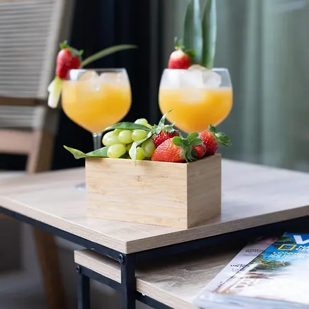 Dormforyou Ciudad De Ciencias Terraza מלון דירות 4*