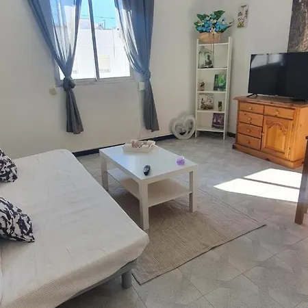 ホームステイ Individual En Vivienda Compartida バレンシア