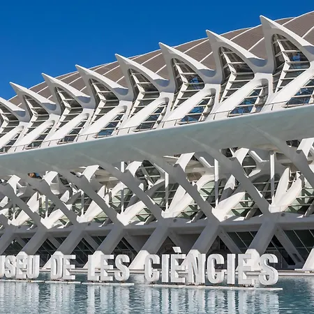 Pm - Loft Espaciosos Estudios Con Terraza Cerca A Artes Y Ciencias *