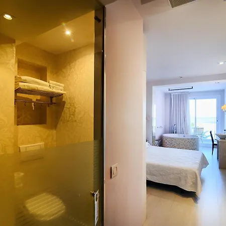 Boutique Sabbia 3* Valência