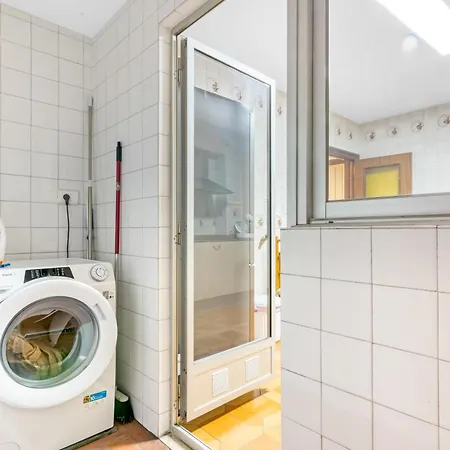 Centrally Located Temporary, Very Spacious Pataconabluerentals Apartment *