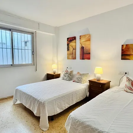 Centrally Located Temporary, Very Spacious Pataconabluerentals Apartment *