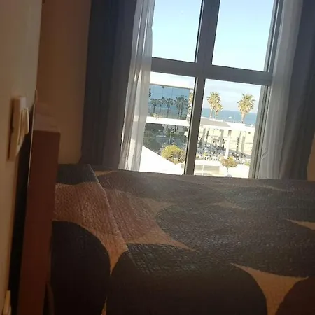 Direct View To The , Parking , Terraza דירה