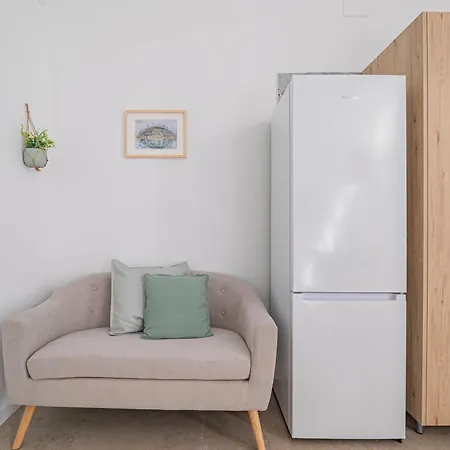 Lägenhet If - Loft Estudios Encantadores Y Bien Conectados En Zona Residencial Malilla