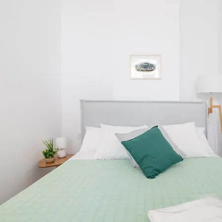 If - Loft Estudios Encantadores Y Bien Conectados En Zona Residencial Malilla Апартаменты Валенсия