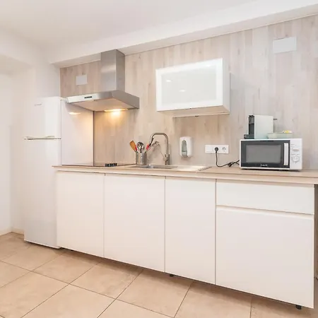 Bet - Abastos Апарт-отель 4*