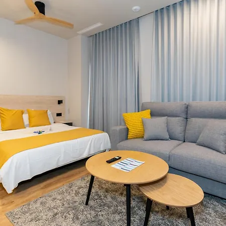 Dorm4you Arena 2 4* Valência