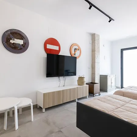 Apartment New Flats 3 *