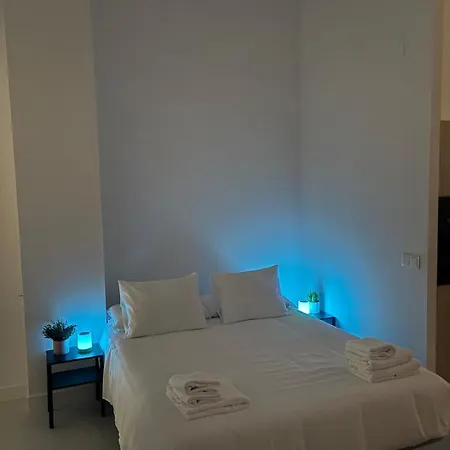 Апартаменты Centric Loft Near Arts & Science