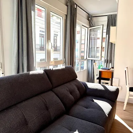 Reinapart Cabanyal Apartment