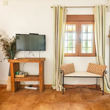 Les Moreres A Space For Tranquility Valência