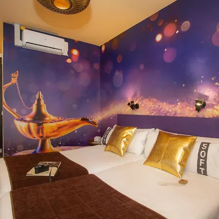 Casual Del Cine By Casual 2*