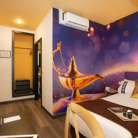 Casual Del Cine By Casual Otel Valensiya