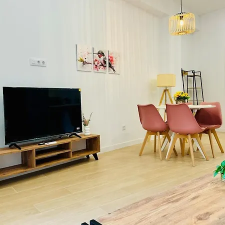 Loft 3 - Space & Conform Close To Center Appartamento