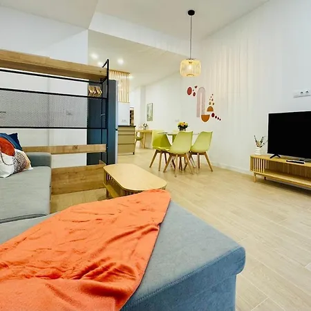 Loft 1 - Space & Conform Close To Center Apartment