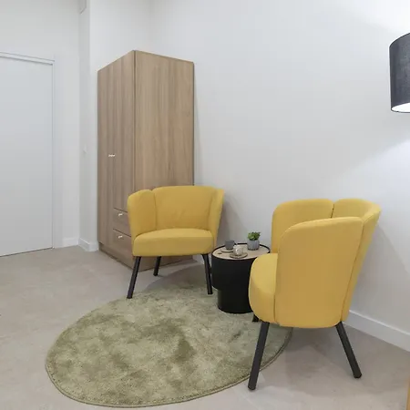 Rmz31 Loft - Espacioso Y Acogedor Estudio Con Terraza En Zona Ayora Apartment