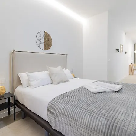 Apartment Rmz31 Loft - Espacioso Y Acogedor Estudio Con Terraza En Zona Ayora *