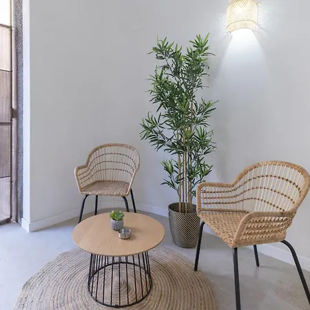 Lejlighed Rmz31 Loft - Espacioso Y Acogedor Estudio Con Terraza En Zona Ayora Valencia