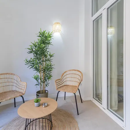 Rmz31 Loft - Espacioso Y Acogedor Estudio Con Terraza En Zona Ayora Valencia