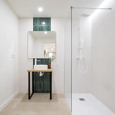 Rmz31 Loft - Espacioso Y Acogedor Estudio Con Terraza En Zona Ayora *