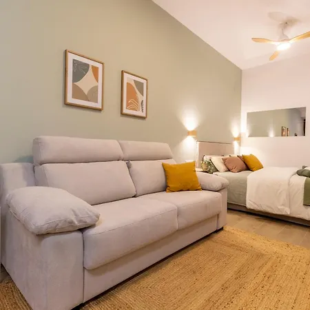 Apartamento Paradise - Comodo Y Acogedor - Conectado Con Aeropuerto, Playa Y Centro Valencia