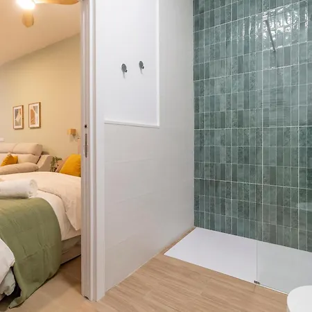 Paradise - Comodo Y Acogedor - Conectado Con Aeropuerto, Playa Y Centro Apartamento *
