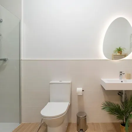 Paradise - Comodo Y Acogedor - Conectado Con Aeropuerto, Playa Y Centro Apartamento Valencia
