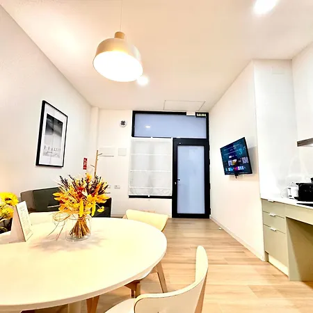Valentia Beachside Modern Style * Valencia
