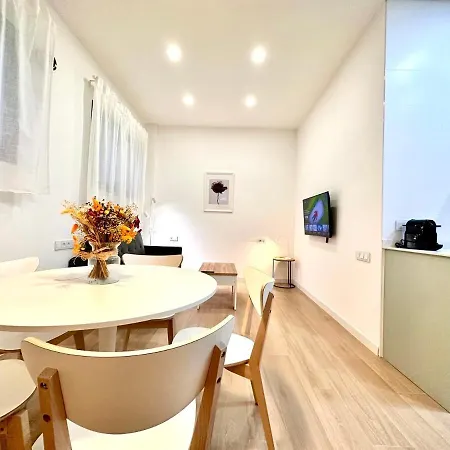 Valentia Beachside Modern Style Valencia