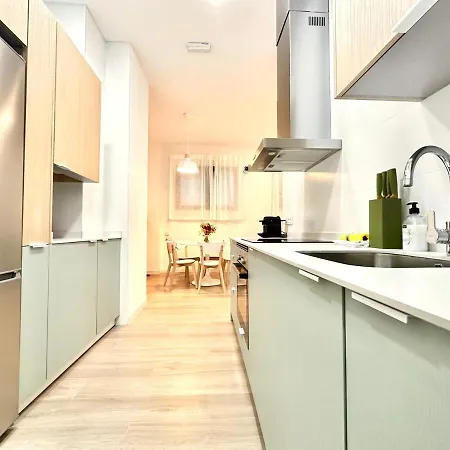 Apartment Valentia Beachside Modern Style