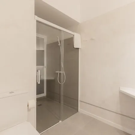 Chic & Cozy In Apartament Walencja