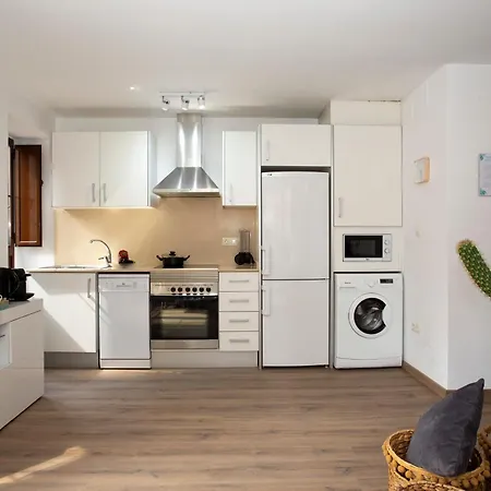 Apartment Singularstays Center *