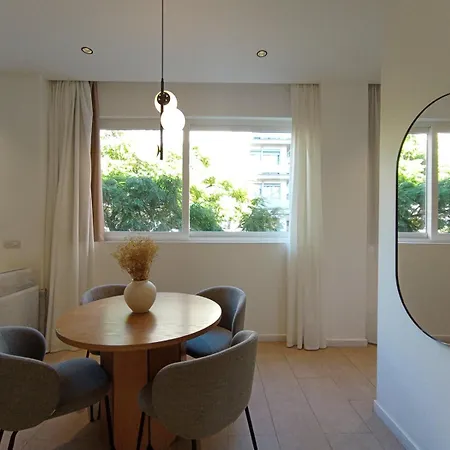 Blanq Marina Aparthotel