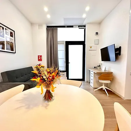 Valentia Beachside Modern Style Valencia