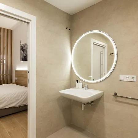 Luxury Oceanografic 6 Pax * Valencia