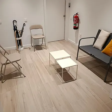 Yard Patraix By Concept Flats Konukevi